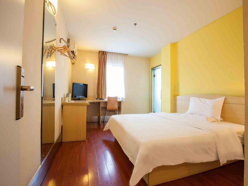 7 Days Inn Tianjin Tweleve Jing Road Buitenkant foto